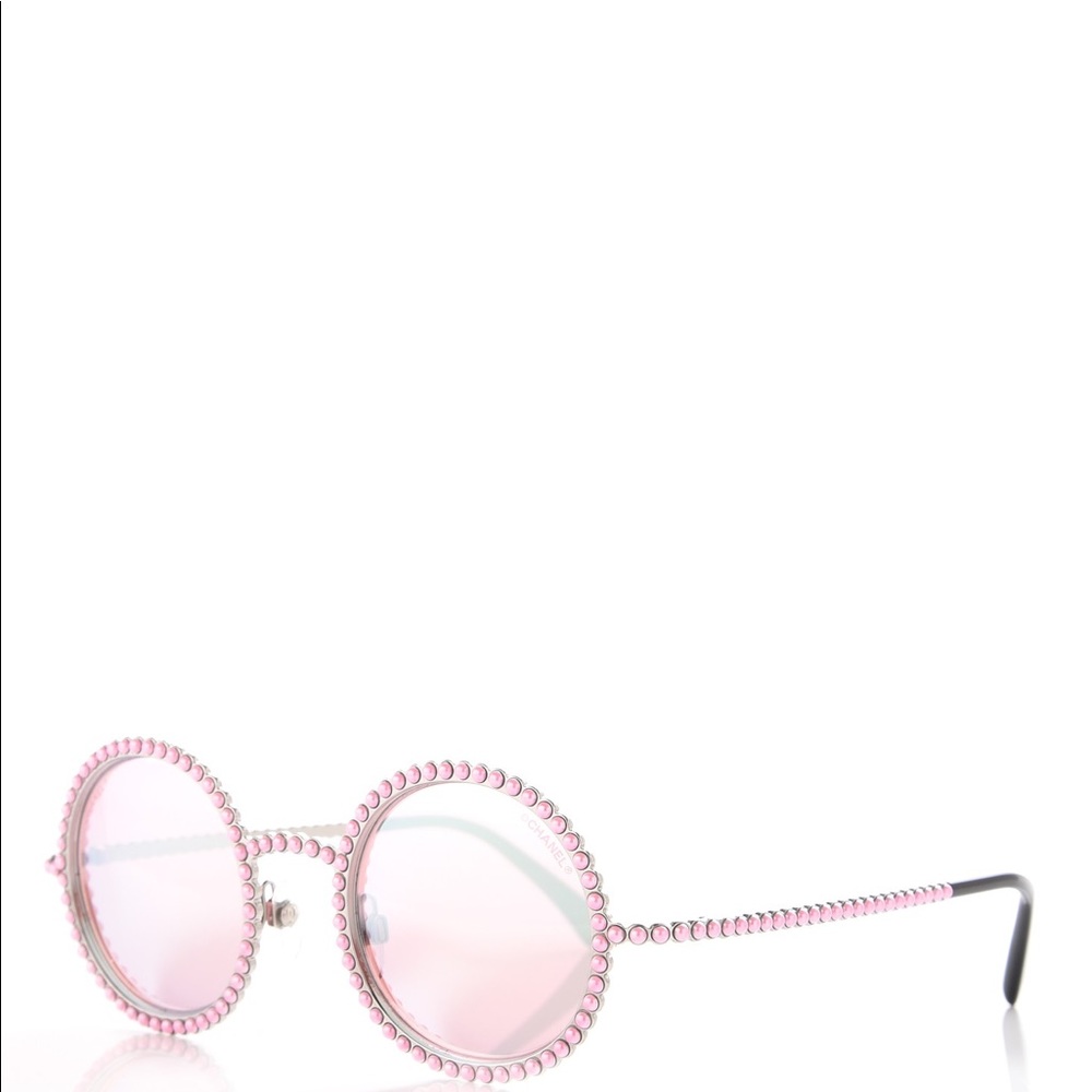 LOOKING FOR CHANEL PINK PEARL ROUND SUNGLASSES